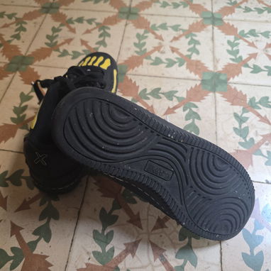 Zapatos de hombre, poco uso - Img 122993853