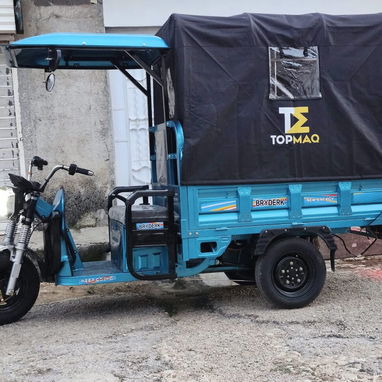 TRICICLO CON TECHO - 3/7