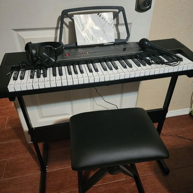 Piano eléctrico ideal para aprender a tocar - 2/3