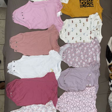 Ropa de bebé - 2/4