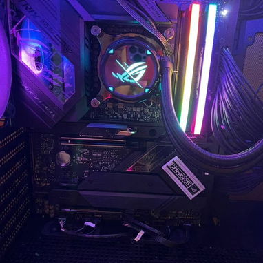Vendo PC gamer completa, incluye silla gamer en el precio - 53577346 - 52729645 - Img 124714270