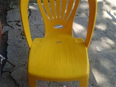 Juego de mesa con 4 sillas - Img main-image-45634970