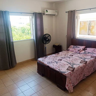Renta de apartamento en el Vedado - Img 122655176