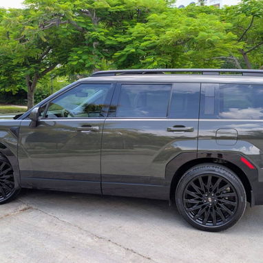 Hyundai Santa Fe GRIS – $105 USD/día - 2/3