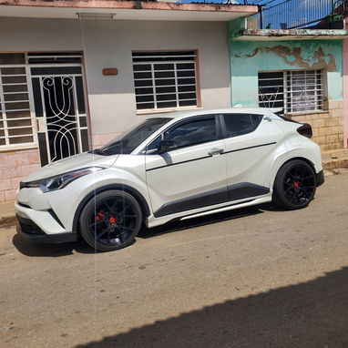 TOYOTA C-HR 2018 - 3/3