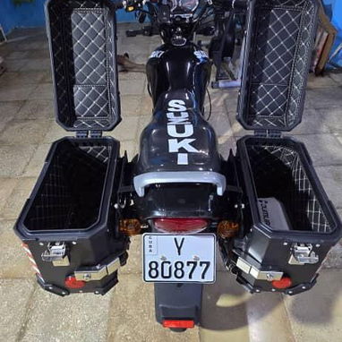SUZUKI GN 125-2A CON KIT ORIGINAL SUZUKI – IMPECABLE - 4/5