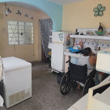 Se vende propiedad de 2 casas con amplio terreno de 400m - Img 125790708