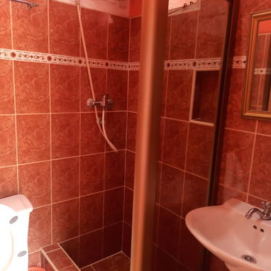 Se renta apartamento independiente de dos habitaciones en el Vedado, planta baja, todo climatizado.54026428 - Img 125647103