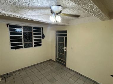 *$5500usd En venta apartamento  3er piso (a una cuadra de la calzada de güines) San Miguel del Padrón( Veracruz ) - Img 68898067