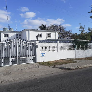 RENTA LINEAL – CASAS Y APARTAMENTOS DE LUJO EN MIRAMAR, SIBONEY, NUEVO VEDADO (zonas residenciales) - Img 122472533