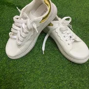 Tenis de mujer blanco 40 25 USD (en oferta) - Img 49822729