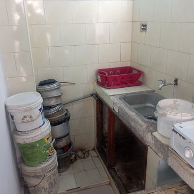 Tengo 2 apartamentos que permuto por una casa - Img 124508283