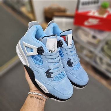 Jordan 4 Retro University Blue #42 Precio 75 usd VEDADO - 2/4