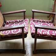 Vendo Pareja de Butacas con Mesita - Img 55755421