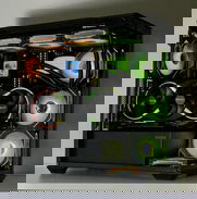 225 USD Caja para computadora de escritorio ATX para juegos SAMA SV01 de tamaño mediano, color negro, 4 ventiladores RGB - Img 48897011