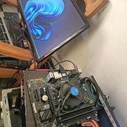 Kit de 9na Generación board B360 gigabyte con micro i38100 y 8 GB de ram impecable y al 💯 - Img 55172396