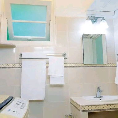 🏠 Apartamento de Renta Lineal en Centro Habana • Renta Por Noches En La Habana• Electricidad 24 horas del día - Img 115888947