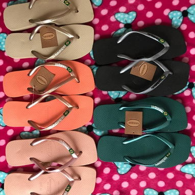 Chancletas estilo hawaiana, de muy buena calidad, nada de esponja - Img 116422599