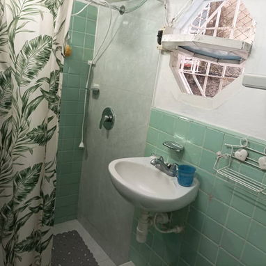 Se vende casa en la ceiba municipio playa de dos cuartos 24000 usd - Img 121249918