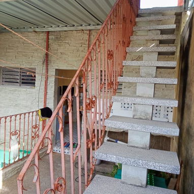 Vendo mi casa de 2 pisos - Img 124325410