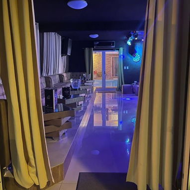 💎 Hostal Mi Cashita: Exclusividad y Confort al Más Alto Nivel en Boyeros - 2/10