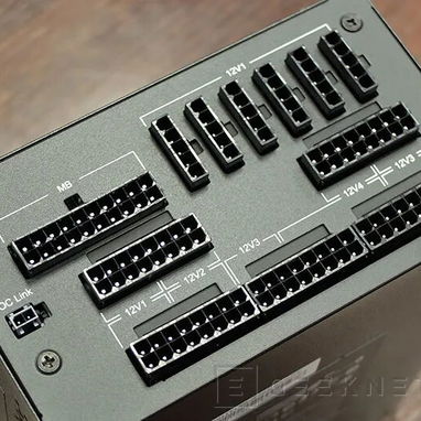Antec HPC 1000w Platinum (Es de uso casi nueva) - 4/5