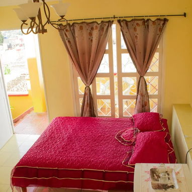 Vive Trinidad como un local: renta tu lugar ideal hoy. - Img 116357990