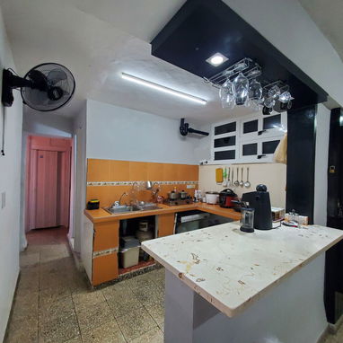 Apartamento por la Ciudad Deportiva. Cerro Habana - Img 125934054