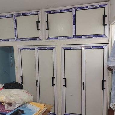 **¡TRANSFORMA TU HOGAR CON NUESTRO SERVICIO DE MARQUETERÍA DE ALUMINIO Y CRISTALES!** 🛠️ **Ofrecemos:** - Todo - Img 118990492