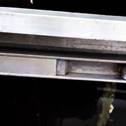 Buena ventana de corredera , de aluminio con sus cristales, en 35 usd - Img 55769965