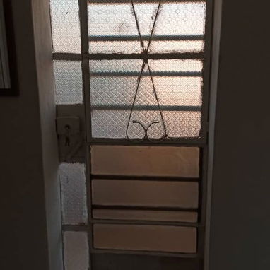 Se vende puerta y ventana de angular - Img 126259878
