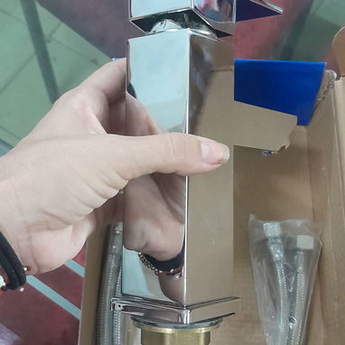Llave mezcladora para lavamanos con sus latiguillos - 3/3