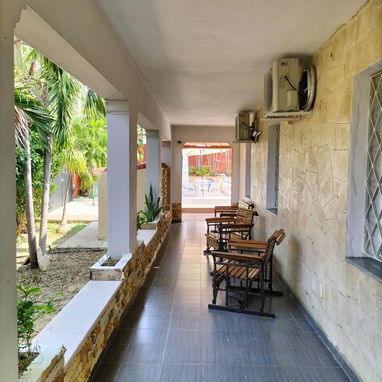 🏡 Casa en Renta con Piscina – ¡A SOLO 80 m de la Playa! 🌊 - 4/10