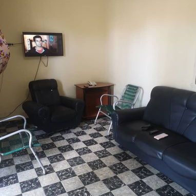 Renta Casa 2 cuartos en bajo con portal y patio Playa por 13y70 500usd 53582376 - Img 125761564