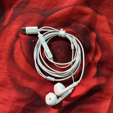 VENDO AUDÍFONOS DE CABLE PARA IPHONE - 2/2