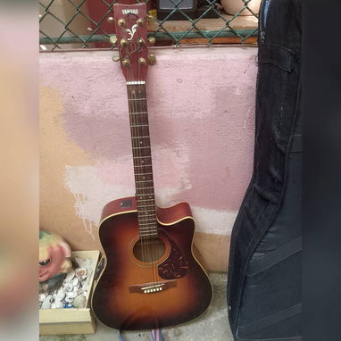 Vendo guitarra electroacústica YAMAHA - Img 120289830