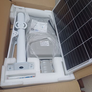 Lámpara Led solar de 500 W garantía dura más de 12 horas. Trae panel y  mando - 2/3