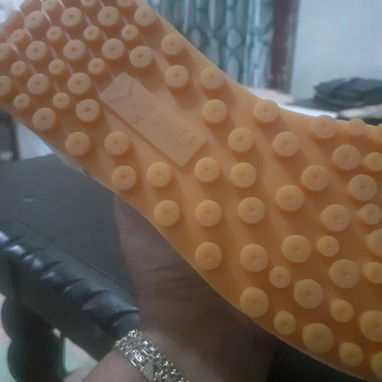 Tenis, zapatillas de lanzamiento y tacos originales - Img 118746478