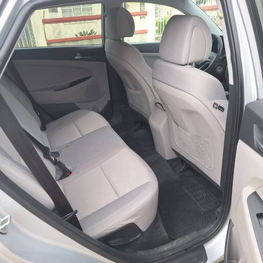 Hyundai Tucson - 6/8