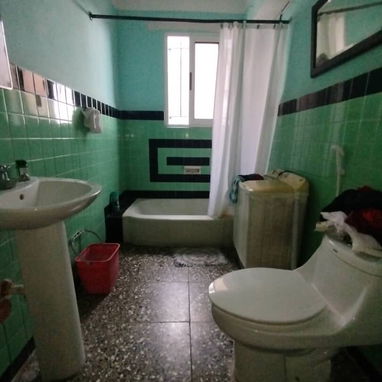 Apartamento de primer piso en el vedado - Img 125249534