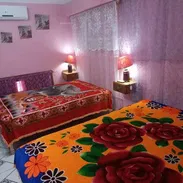 Hostal x día en centro Habana habitaciones - Img 51947020