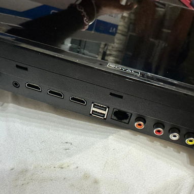 SMART TV 32 pulgadas Royal HD 720p incluye 2 mandos precio $190 USD transporte incluido factura y garantía - Img 113665311