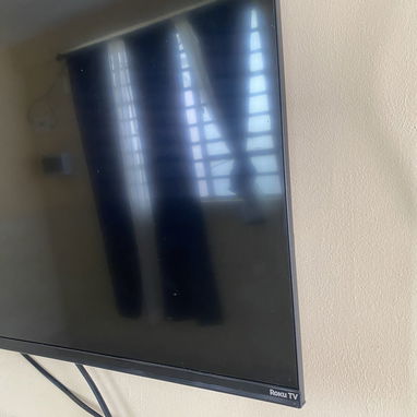 Smart TV Televisor 65” - 3/3