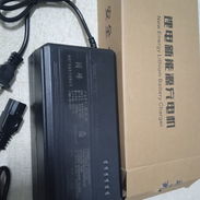 Cargador nuevo de 84V 8A para batería de litio - Img 58330525