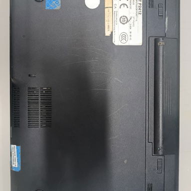 💻Laptop VIT, procesador Core i3 -4000 a 2.4ghz, 320 GB de disco duro,4 GB de RAM. La batería 🪫 no le funciona,54942950 - Img 124875069