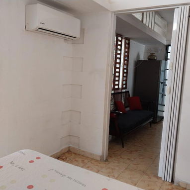 Renta fija apartamento 2cuartos en 5ta y Paseo - Img 122272228