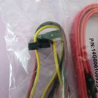 Kit de cables de conexión de disco duro dual SSD/SATA (1 cable divisor de alimentación SATA Molex de 4 pines a - 4/5