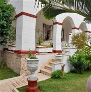 Oferta!!!... Se vende hermosa casa en Playa - Img 45860753