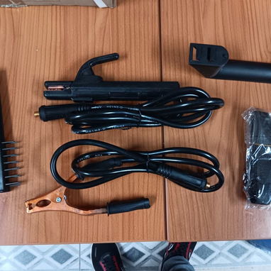 Planta de Soldar Eléctrica Finder 110-127V con Pinza Porta Electrodo Real VPT#-0430 - Img 121877163