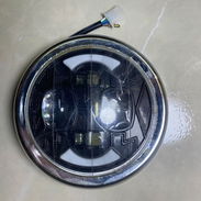 Faro Delantero LED Redondo de 7 Pulgadas con Bisel Cromado y Proyectores Lupa - Img 57106778